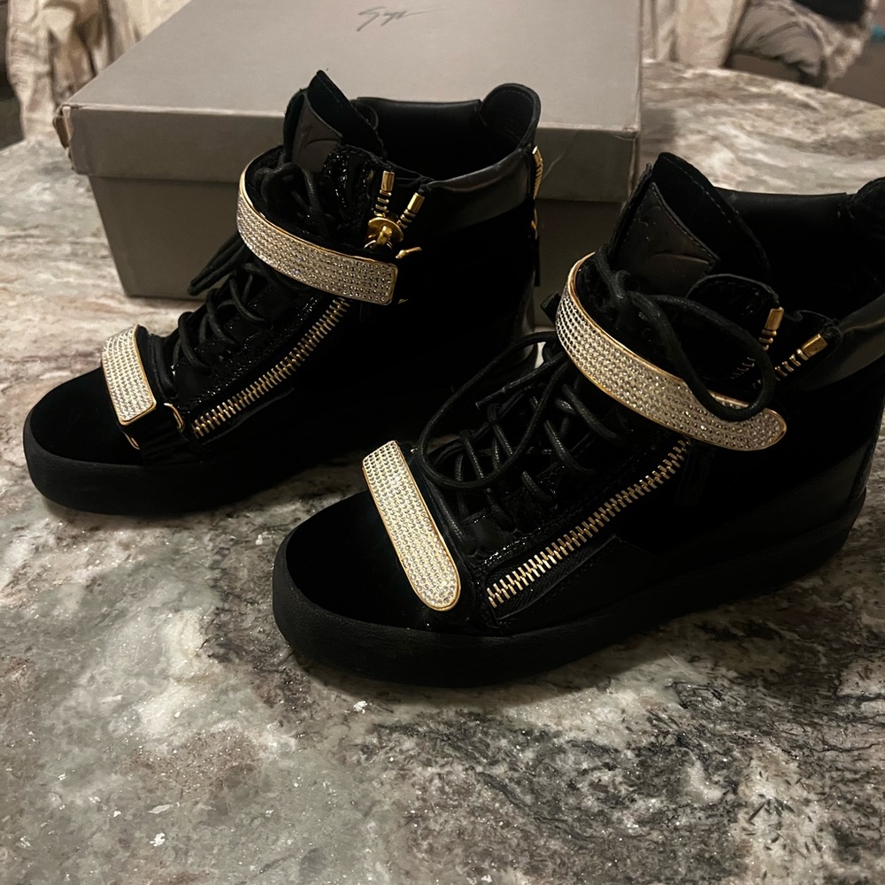 Giuseppe Zanotti black leather “Donna Veronica”